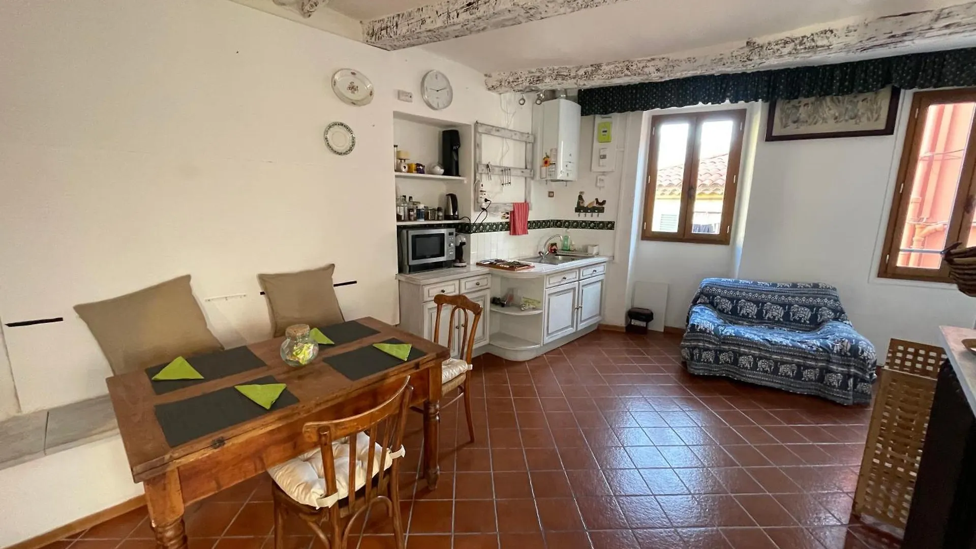 House Old Town 50M From Beach&Shop 멍똥